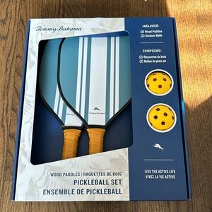 NEW Tommy Bahama Green And White Striped PICKLEBALL Paddle SET